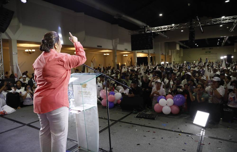 Cierre de campaña de la candidata independiente Maribel Gordón.