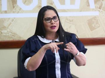 Diputada Zulay dice que el Estado no está obligado a renovar carnets a extranjeros