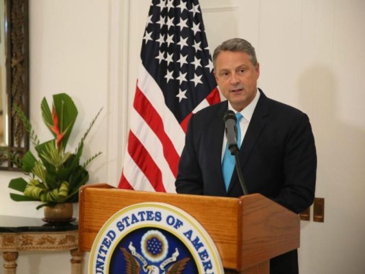 Embajador de EEUU en Panamá anuncia su decisión de jubilarse 