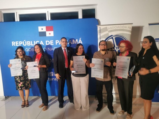 Los ganadores del concurso Nacional de Prensa y DDHH. .