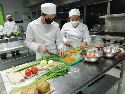 Universidad Panameña logra Certificación en el World Chef Recognition of Quality Culinary 
