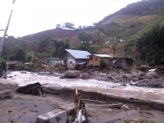 Aumentan damnificados por inundaciones en Chiriquí