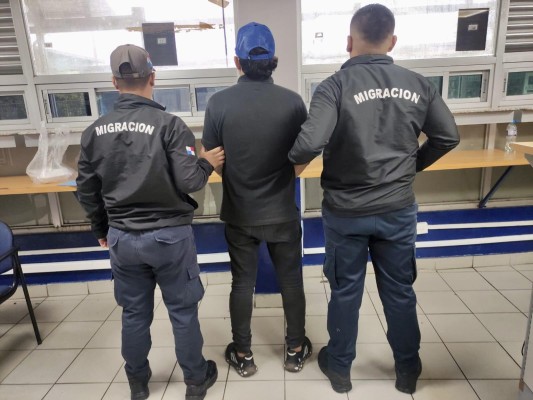 Unos 70 extranjeros son inadmitidos en Panamá 