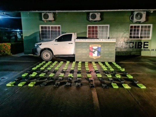 Incautan 96 paquetes de presunta droga en San Isidro, Chiriquí