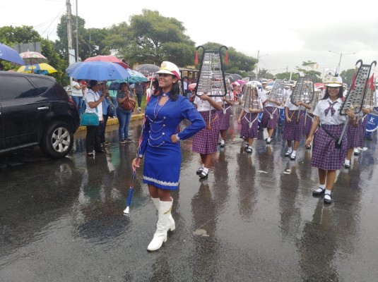 Desfile en Panamá Viejo por los 500 años de fundación de la ciudad