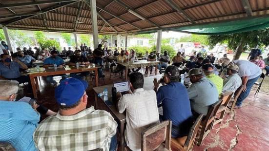 Agricultores exigen presencia del nuevo ministro del MIDA en Los Santos