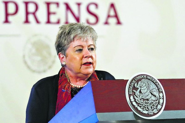 México sigue firme, no dejará que entren a su embajada en Quito