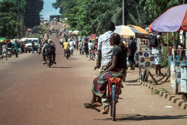 Ébola se fortalece en el noreste del Congo y suma más de 1.000 muertos