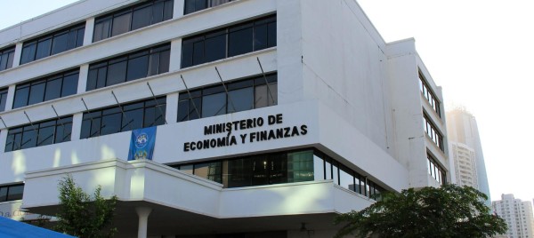 MEF confirma que el pago de Minera Panamá no será utilizado hasta segunda orden