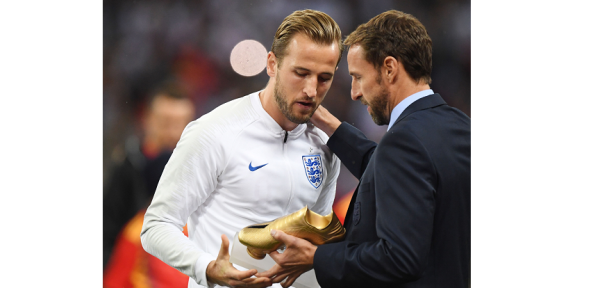 Kane recibe la bota de oro del Mundial antes de enfrentarse a España