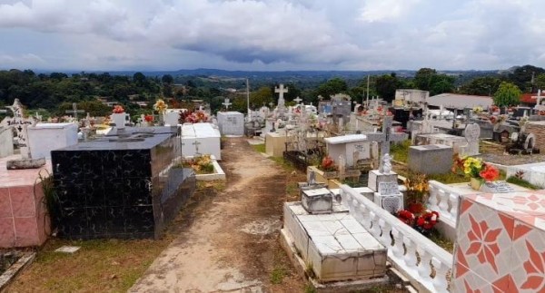 Contribuyentes adeudan $1.2 millones a cementerios de Arraiján