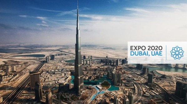 La Expo 2020, que llevará por título Conectar mentes, crear el futuro, se celebrará entre el 20 de octubre de 2020 y el 10 de abril de 2021 en Dubái, uno de los siete Emiratos Árabes Unidos (EAU).