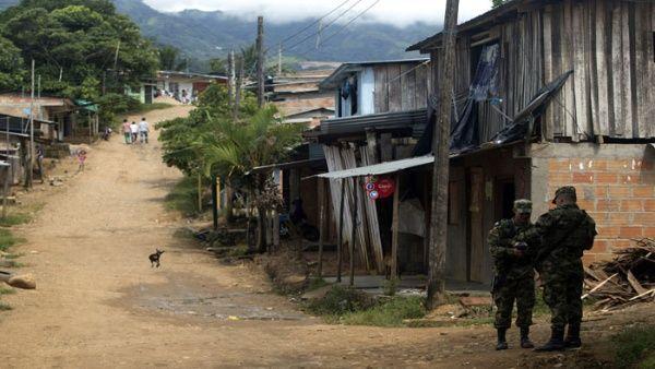 Fue atacado por miembros de las autodenominadas Autodefensas Gaitanistas de Colombia (AGC).