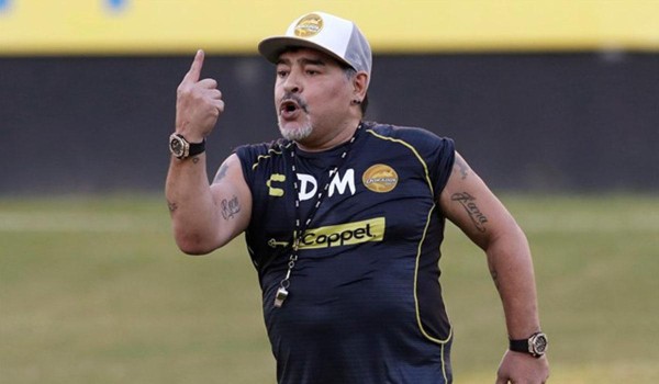 Conmebol llama a Maradona para afectados del COVID-19