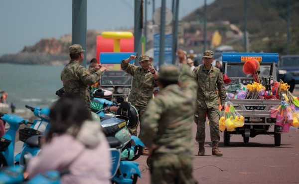 China simula un bloqueo de Taiwán en el último día de sus maniobras militares