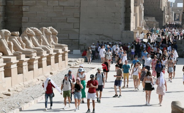 Turistas en Luxor, en una fotografía de archivo.
