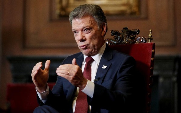 Santos espera nuevo acuerdo de paz en noviembre y no descarta otro plebiscito 