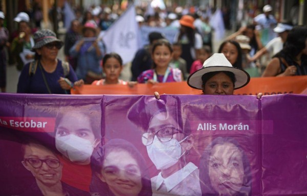 Mujeres de Guatemala exigen justicia por las víctimas de violencia y presas políticas