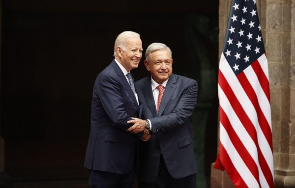 Presidente de México se compromete con Biden a frenar el tráfico de fentanilo