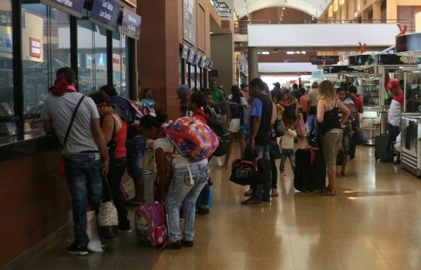 Este año viajaron más pasajeros por la terminal que el año pasado que fueron 280 mil.