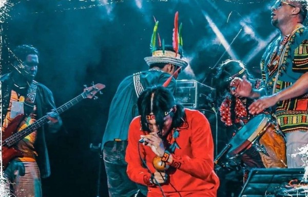 La banda indígena de rock La Tribu viajará a Colombia