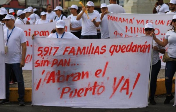 Los trabajadores sienten temor, acuerdo entre Gobierno y Minera Panamá va por lo largo.