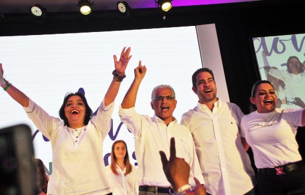 Los candidatos presidenciales mostraron apoyo a Blandón.