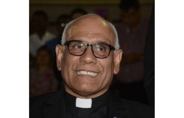 Fallece el párroco de San Francisco de La Caleta monseñor Rómulo Aguilar