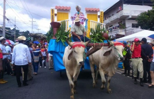 San Miguelito tendrá desfile sin carretas