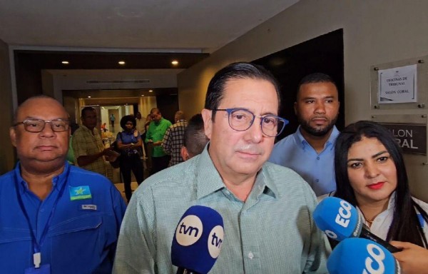 Torrijos participó de la reunión del Directorio Nacional Extraordinario del PP.
