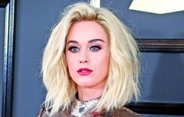 Katy Perry anticipa su regreso a casa