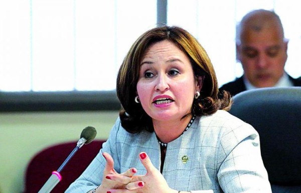Procuradora Porcell presenta formalmente su renuncia ante el presidente Cortizo