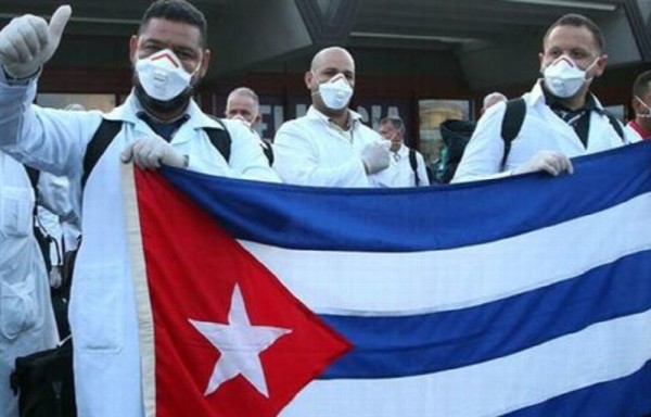 Llegada de los médicos cubanos.