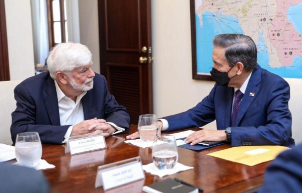 Cortizo se reune con asesor del Presidente Biden y director de la OPS