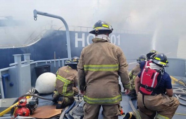 Tres embarcaciones atuneras se incendiaron en alta mar en Taboga