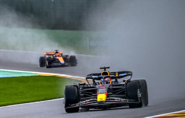 Max Verstappen saldrá hoy en la sexta posición en el Gran Premio de Bélgica.