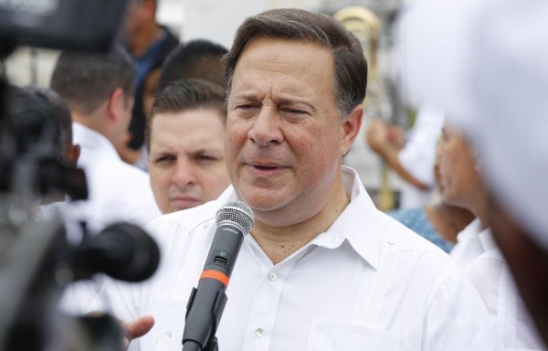 El expresidente Juan Carlos Varela, enfrenta acusaciones en el caso Odebrecht.