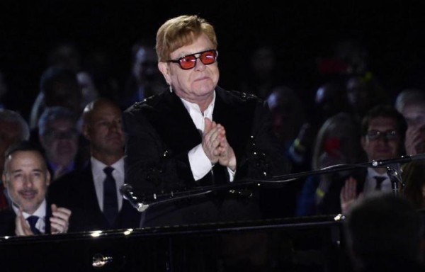 Elton John, cuya Fundación para el Sida ha desempeñado un papel crucial en el citado programa, se dirigirá a un grupo parlamentario multipartito para el VIH y Sida.