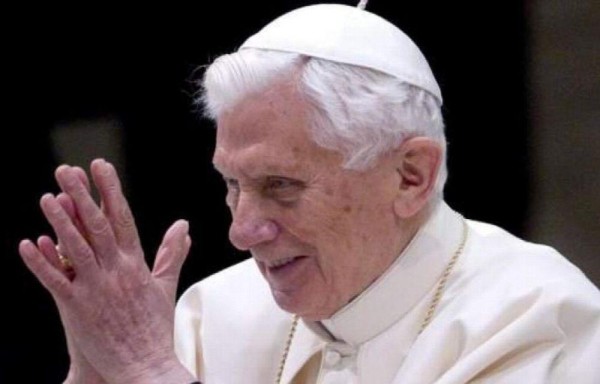 ¡Al descubierto! Benedicto XVI renunció por el insomnio