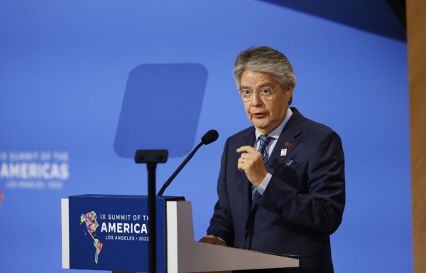 El presidente de Ecuador, Guillermo Lasso, habla en la sesión plenaria de la novena Cumbre de las Américas, en una fotografía de archivo.