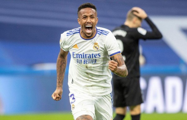 Real Madrid salva el empate y mantiene su invicto en casa