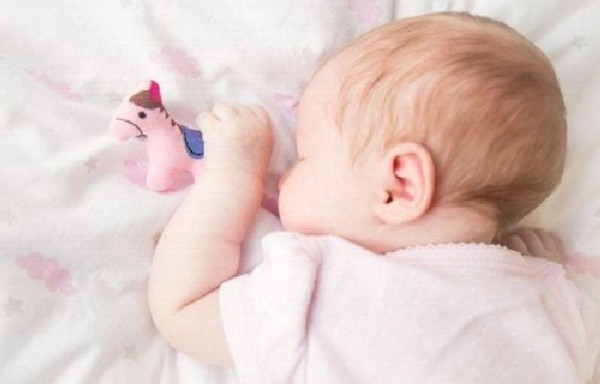 Los niños que padecen apnea del sueño pueden sufrir daños en la estructura cerebral.