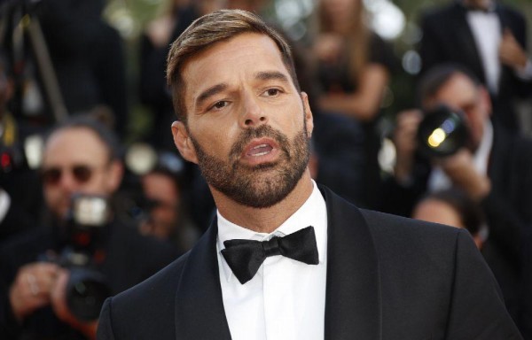 Ricky Martin presenta una millonaria demanda