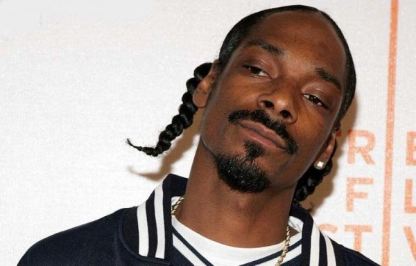 Snoop Dog es uno de los artistas del Super Bowl 2022.