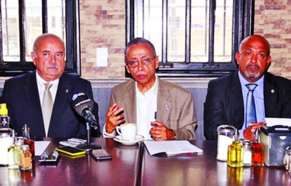 Cristóbal Silva de ‘Constituyente Va' rechaza la propuesta de Varela.