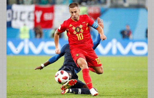El centrocampista belga Eden Hazard (c).