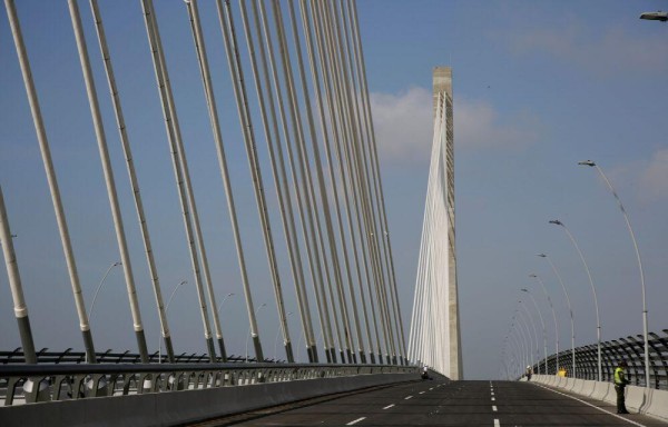 Inauguran el puente más ancho de Latinoamérica