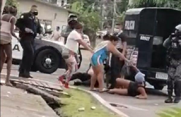 Dos personas imputadas por agredir a policías en Panamá Viejo