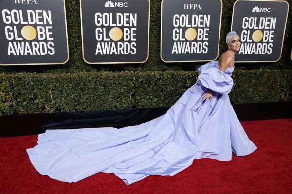 Subastarán un vestido de Valentino para Lady Gaga que quedó olvidado en un hotel