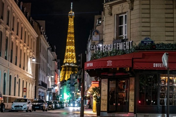 Francia no descarta mantener Bares y restaurantes cerrados Más allá de enero